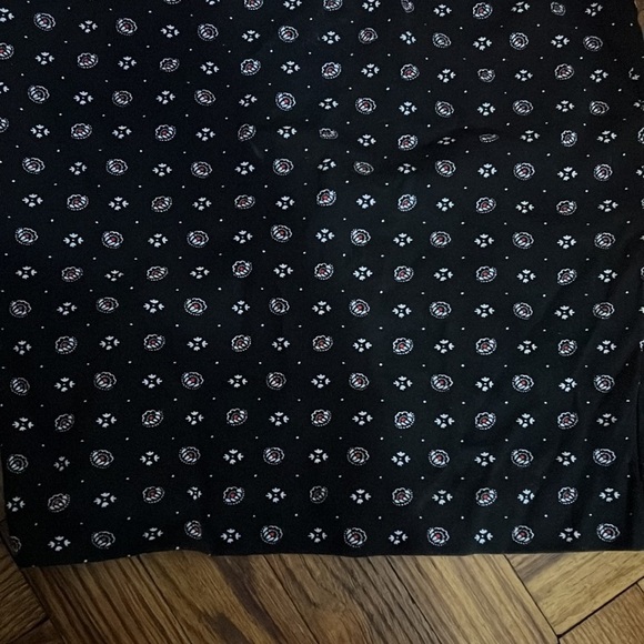 Ann Taylor petite black skirt size SP - Picture 3 of 5